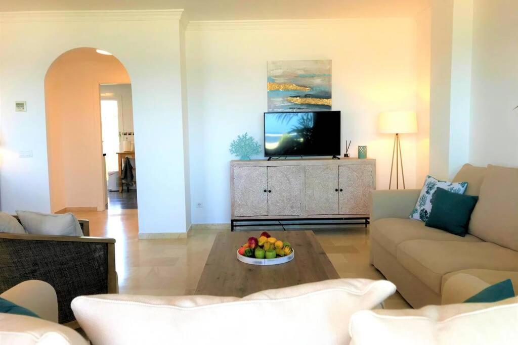 Penthouse Bermuda Beach 2 Estepona Esterno foto
